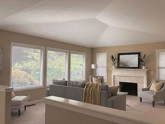 Open and Bright Living Room