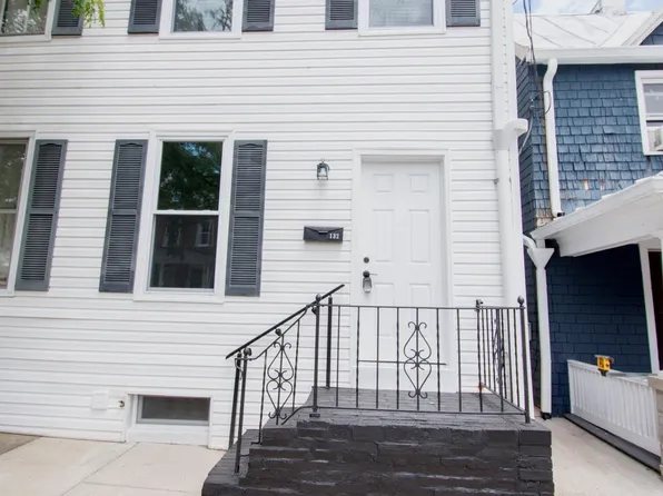 132 Pennsylvania Ave, Westminster, MD 21157