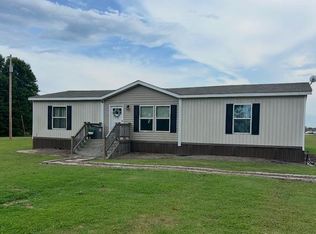 41 Gower Ln, Leland, MS 38756