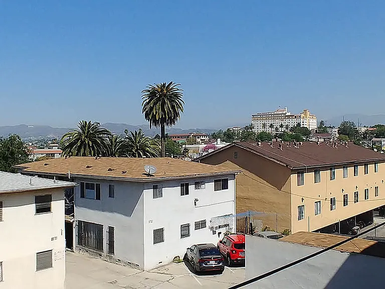 Villa De Adel Apts — Photo 136