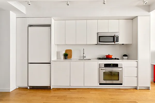 Sold by Compass | media 5