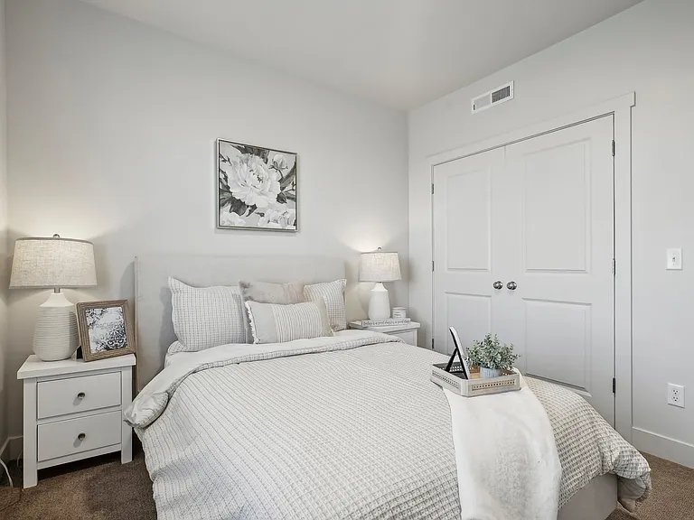 Arrowhead Place — Photo 11