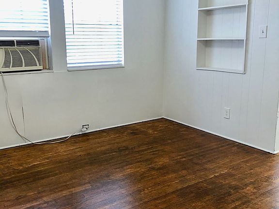 3rd image of 408 E Belmar St APT 2