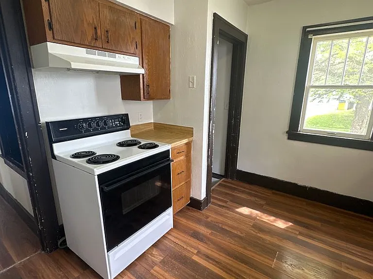 805 2nd Ave SW — Photo 8