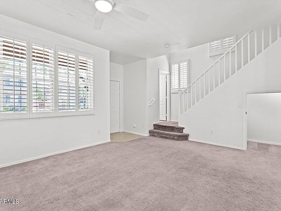 4th image of 2318 E Sunland Avenue