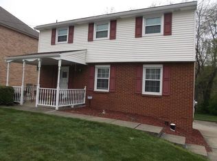 701 Surfside Dr, Pittsburgh, PA 15239