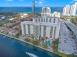 19390 Collins Ave APT 302A, North Miami Beach, FL