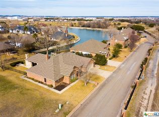 5015 Lakeshore Dr, Killeen, TX 76543