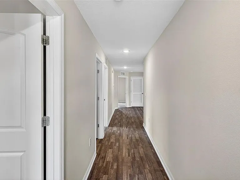 842 Gila Way — Photo 4