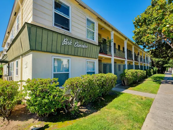 Park Cherokee, 1349 N Cherokee Ave #221, Los Angeles, CA 90028