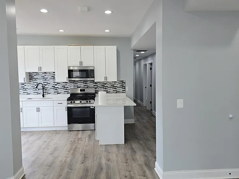 520 N Long Ave #2 — Photo 4