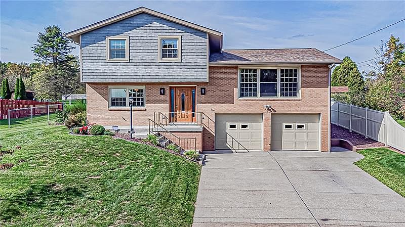 1st image of 407 Lejeune Dr