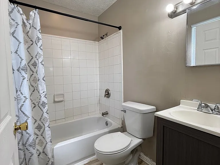 3569 Prospect St — Photo 5