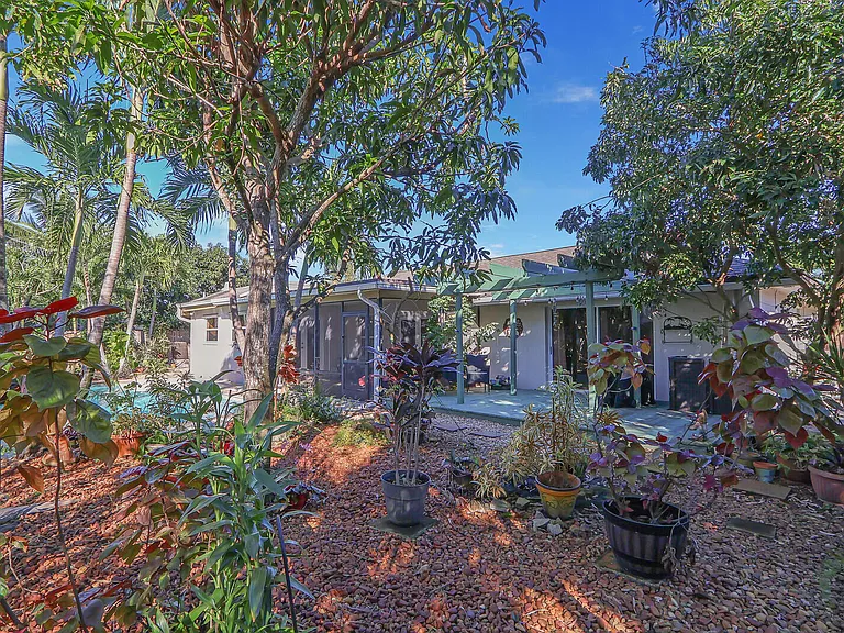 5140 Laird Ln — Photo 41