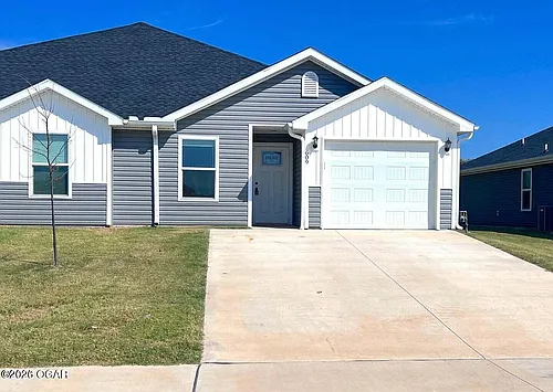 609 Short Leaf Ln Photo 1