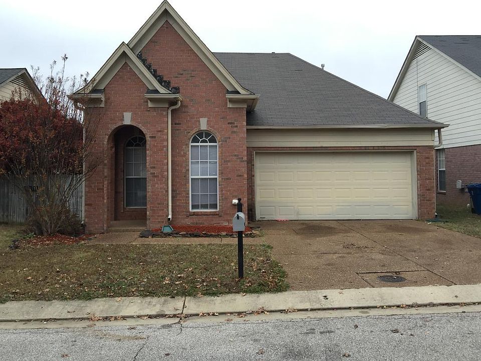 1st image of 9136 S Berry Garden Dr