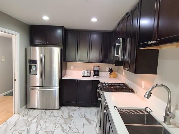 5th image of 1180 Eddy St Unit C