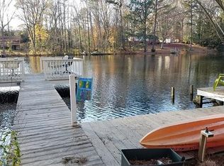 10250 Dakins Dr, North Chesterfield, VA 23236