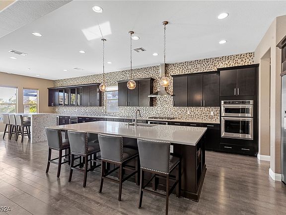 4th image of 3377 Royal Fortune Dr