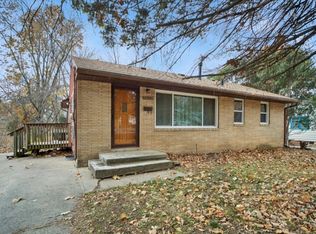 3822 SW 2nd St, Des Moines, IA 50315