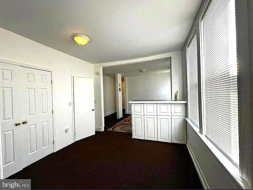 2 bed, 2152 sqft, $1,000 — Photo 4