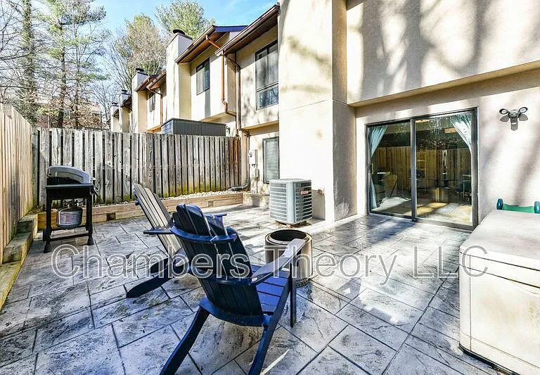 2318 Glade Bank Way — Photo 29