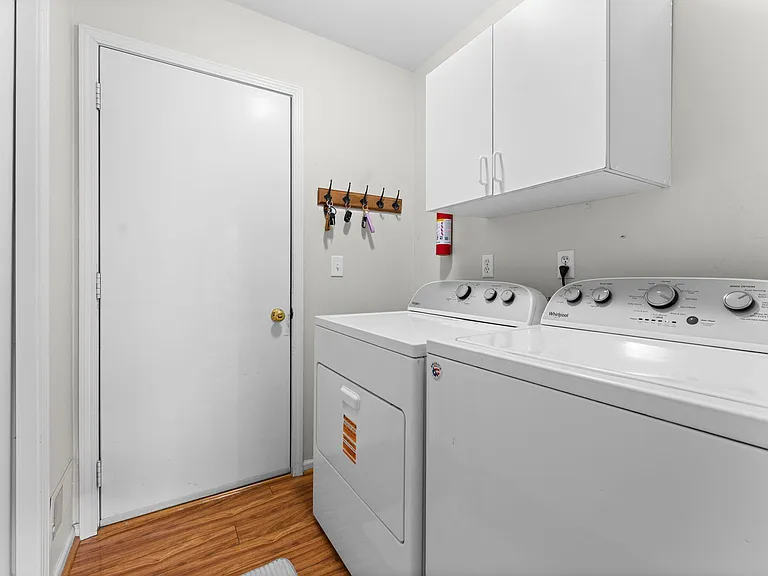 4141 Crystal Creek Dr — Photo 21