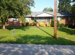 504 Dogwood Dr, Harriman, TN 37748