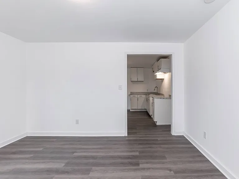 918 Star St — Photo 5