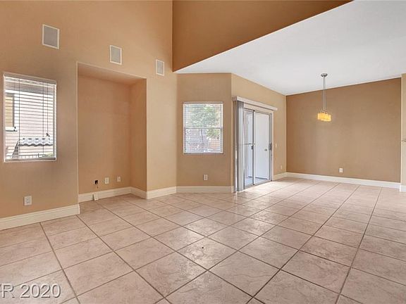 5th image of 2000 Gravel Hill St Unit 105