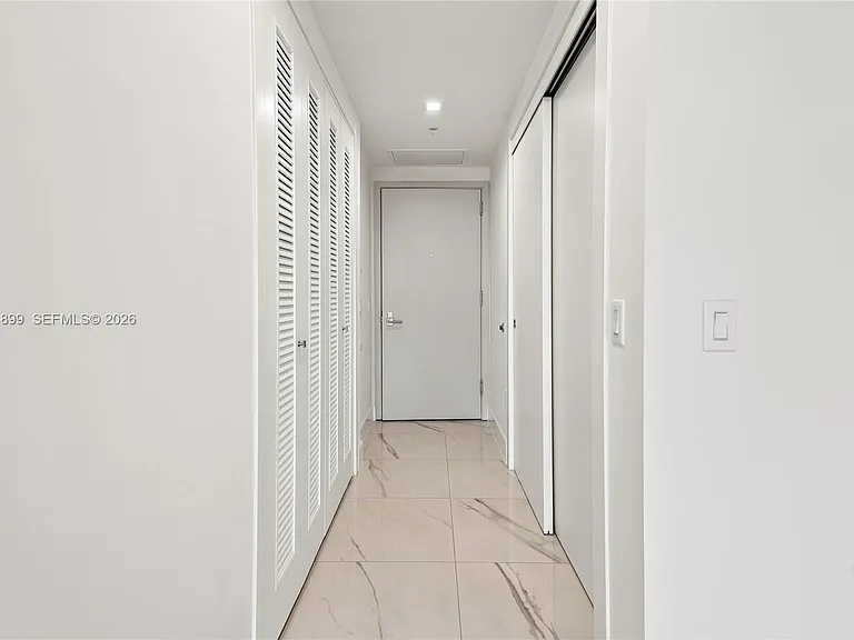 1179 E Hallandale Blvd #302 — Photo 9