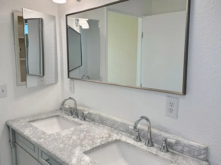 6772 Maude Adams Ave — Photo 14