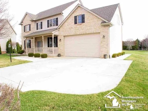 15474 Birchdale Cir, Monroe, MI 48161