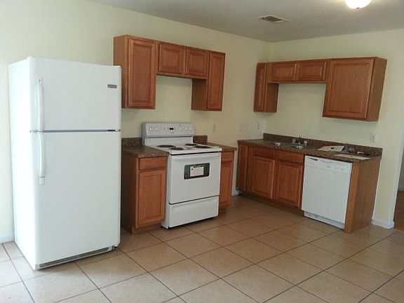 2nd image of 4626 Kendall Dr