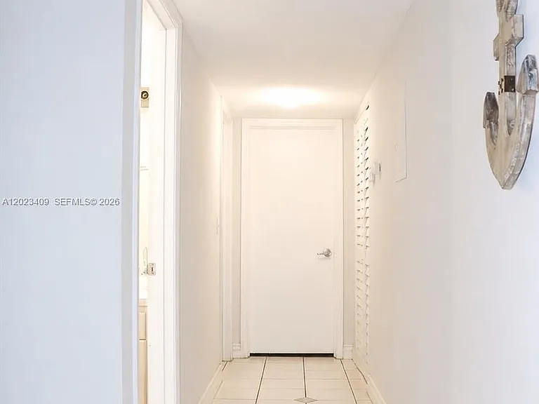 500 NE 2nd St #115 — Photo 1