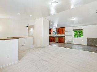 10819 Walker Dr, Grass Valley, CA 95945