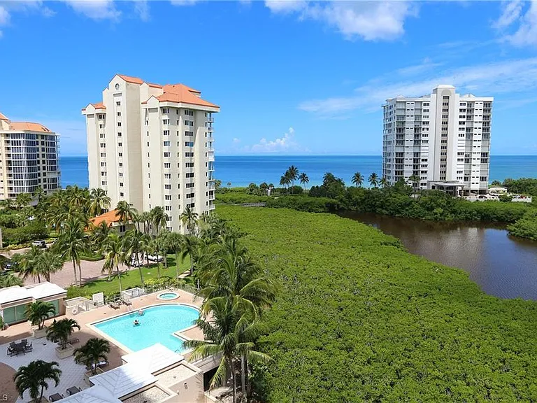 60 Seagate Dr #805 — Photo 2
