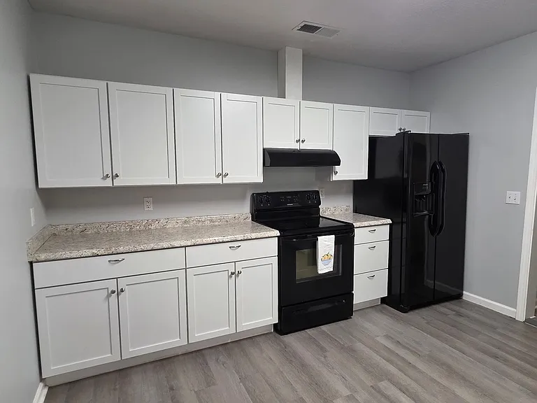 499 Central Ave — Photo 10