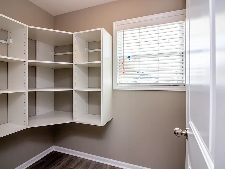 444 Brescia Dr — Photo 6