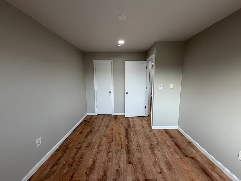 5660 Lancaster St #5670-4 — Photo 22