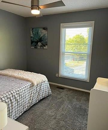 5th image of 611 Taylor Dr