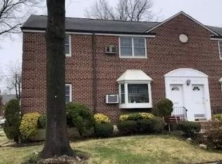 249-09 61st Ave #2, Little Neck, NY 11362