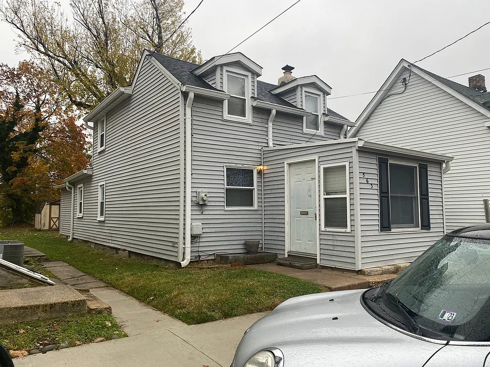 563 Pennington Ave