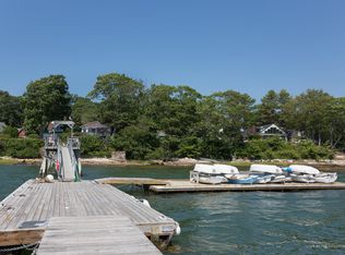 867 Princes Point Rd, Yarmouth, ME 04096