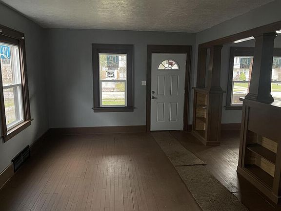 2nd image of 3874 W 157th St