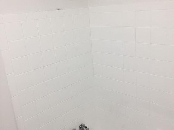 3rd image of 2201 Fountain View Dr APT 41F