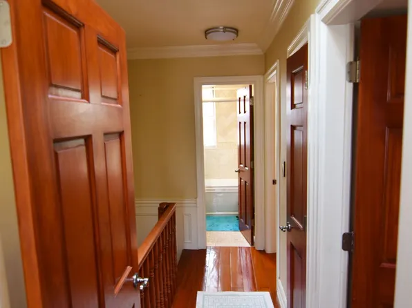 3910 47th Street image 1 of 17