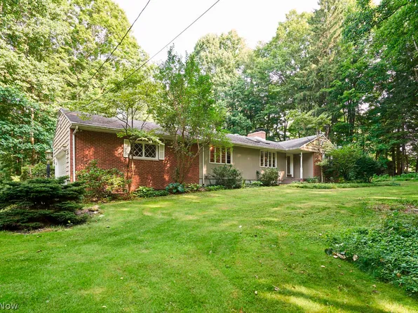 4755 Heather Hills Rd, Akron, OH 44333