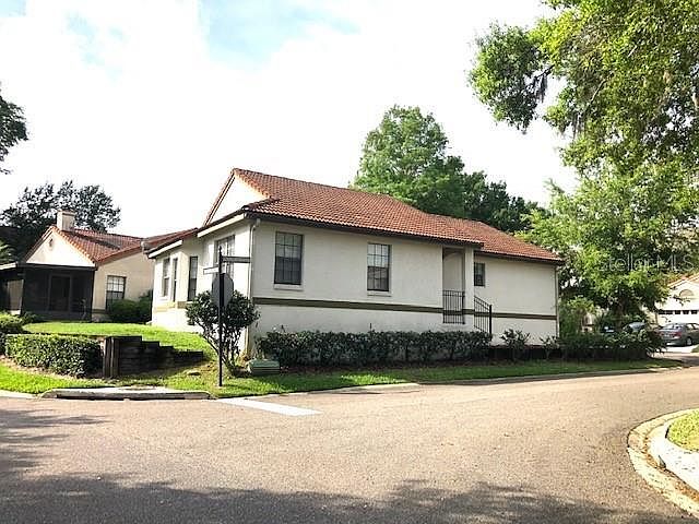 1st image of 1012 Knoll Wood Ct