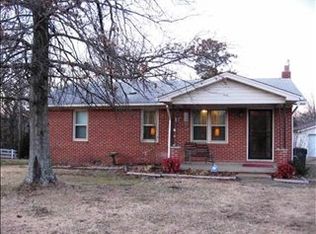 820 W Craighead Forest Rd, Jonesboro, AR 72404